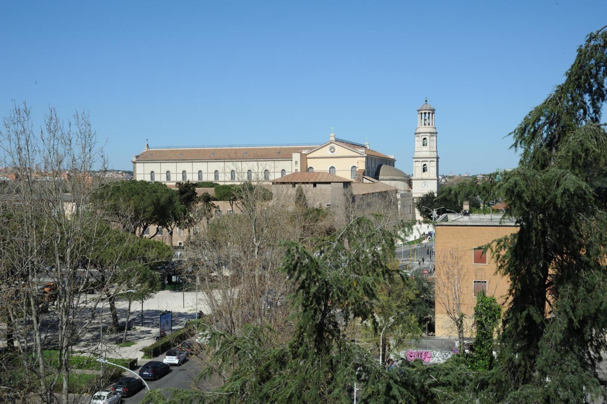 Francis House Roma